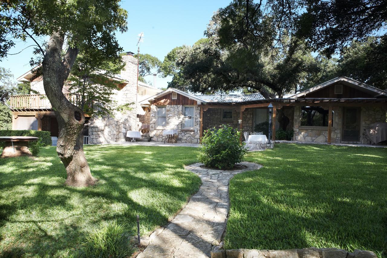 Acorn Bed And Breakfast Boerne Exterior foto